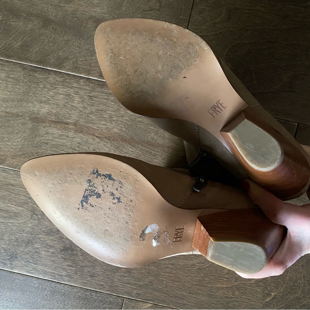 Frye Reina Bootie - Picture 4 of 6